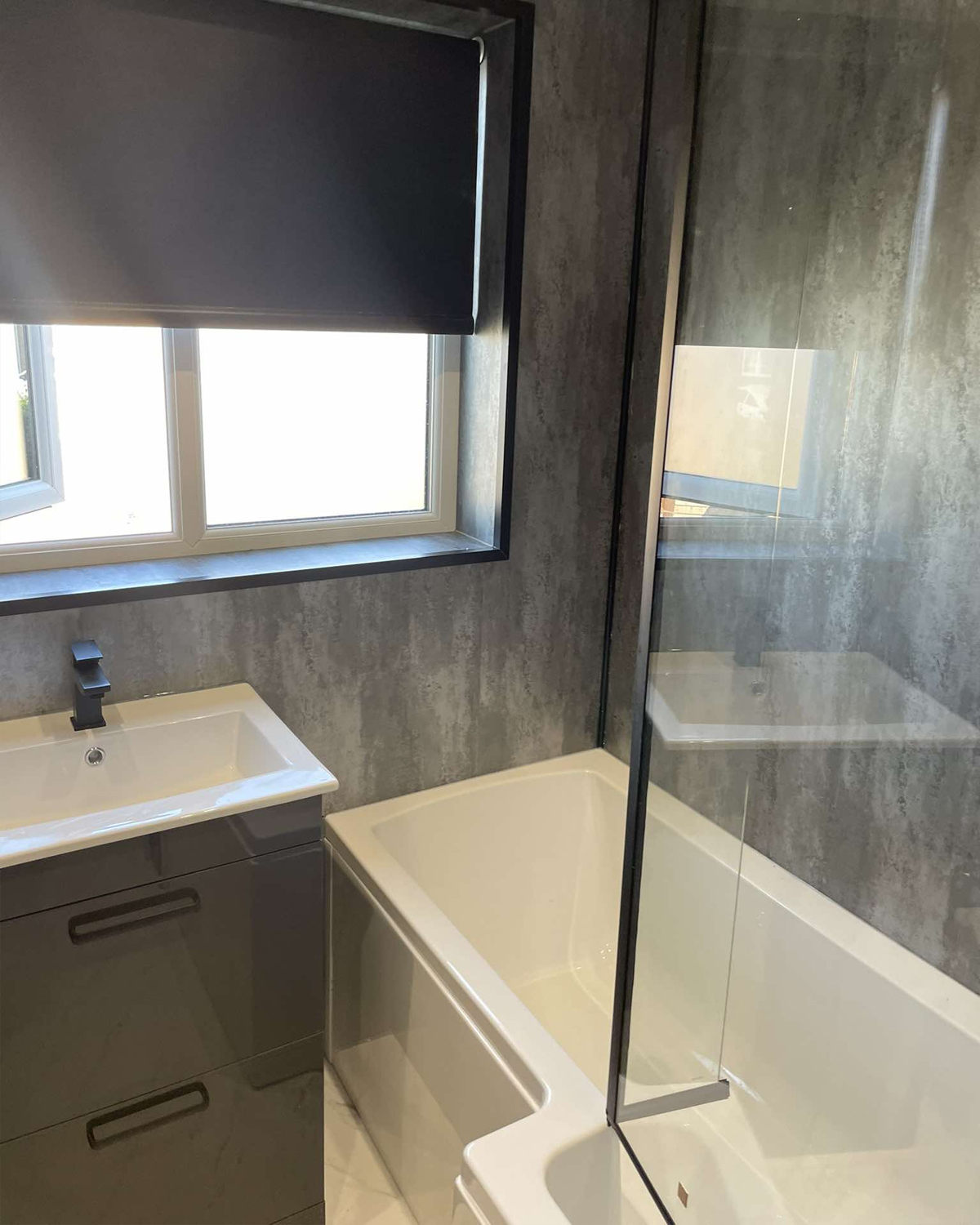 Open Plan Bathroom Architecture